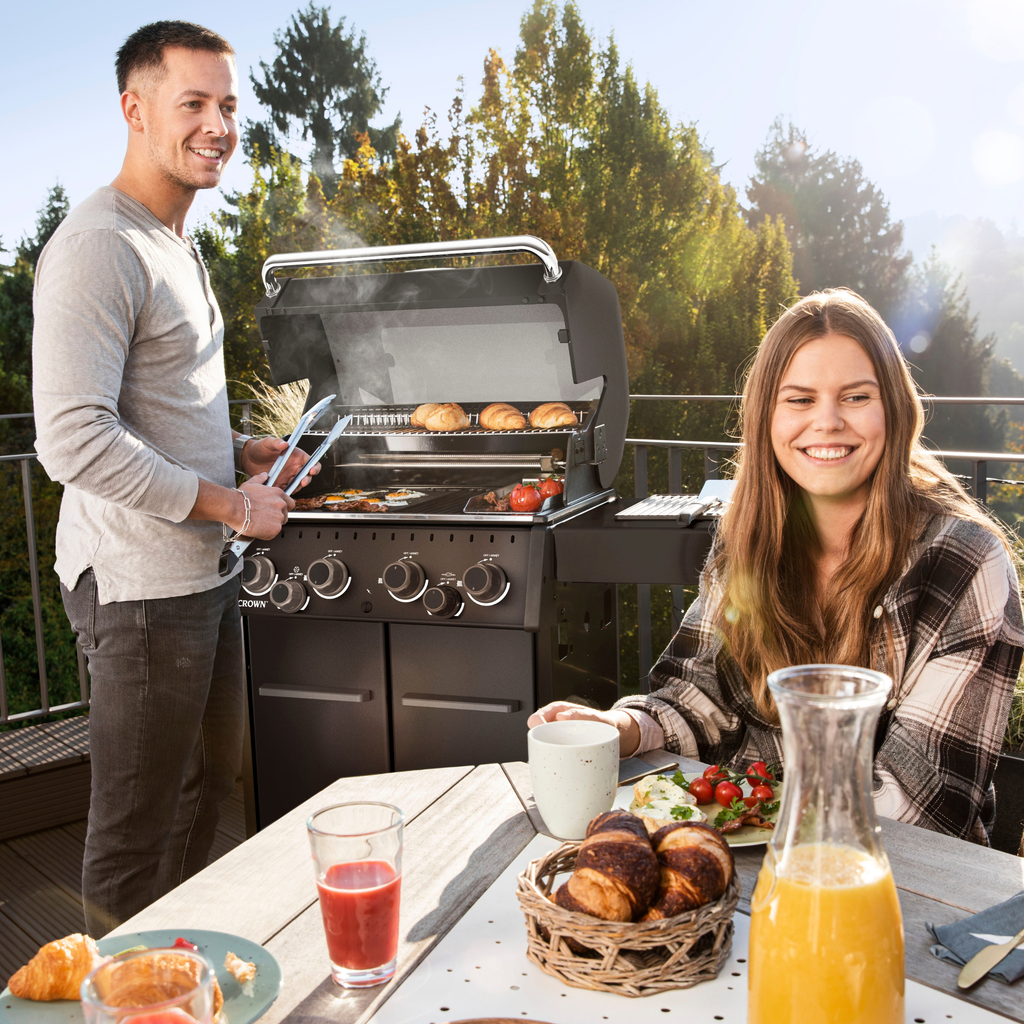 Broil King Crown 490 LX Shadow