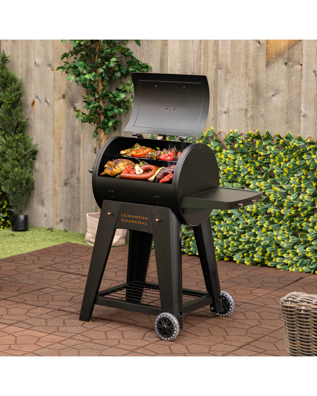Pit Boss Lexington Charcoal – Onyx Edition