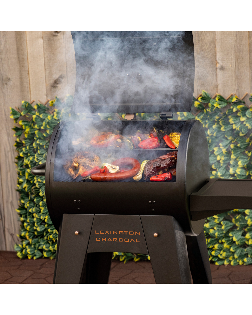 Pit Boss Lexington Charcoal – Onyx Edition